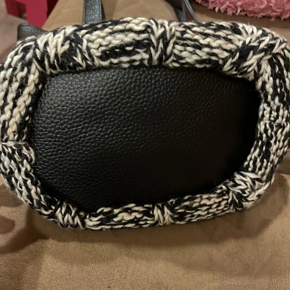 Ulta cable knit tote NWT